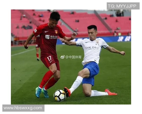 京津冀泰达迎战华夏球队全力争胜展现足球魅力与激情 京津冀泰达迎战华夏球队全力争胜展现足球魅力与激情