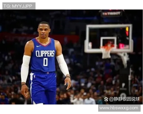 拉塞尔威斯布鲁克的篮球传奇与职业生涯的辉煌成就回顾